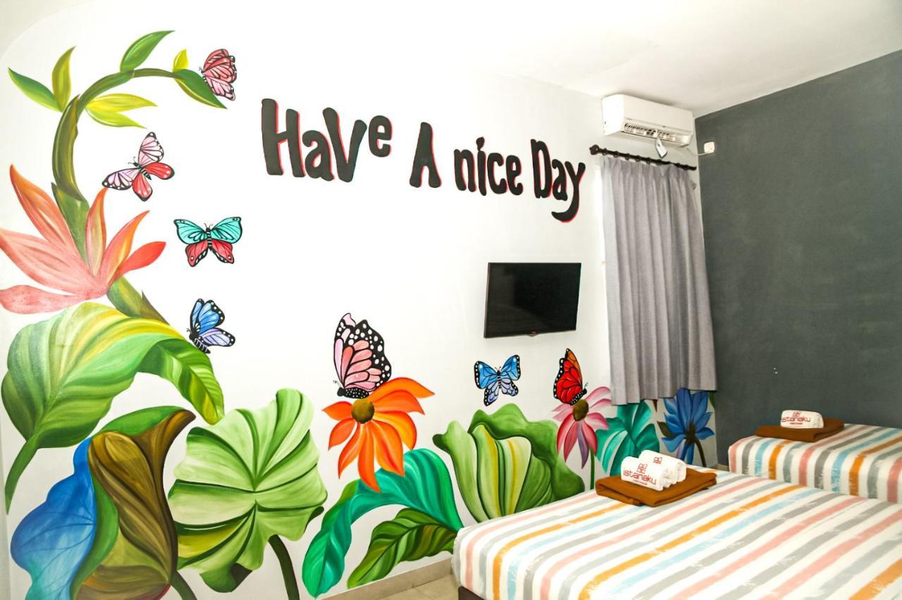 Istanaku Guesthouse 2 Manado Extérieur photo